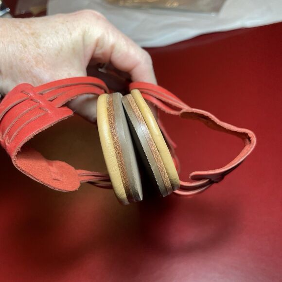 L.L.Bean Sandals Womens 7M Red Leather Flat Tassel Slingback Bow Artsy Boho - Picture 9 of 9